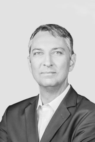 https://www.ki-kongress.at/wp-content/uploads/2026/05/sebastian_schlund_2026_ki_kongress-320x480.jpg